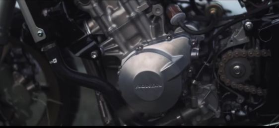Moto Honda CB600F phong cach Ferrari sieu an tuong-Hinh-11
